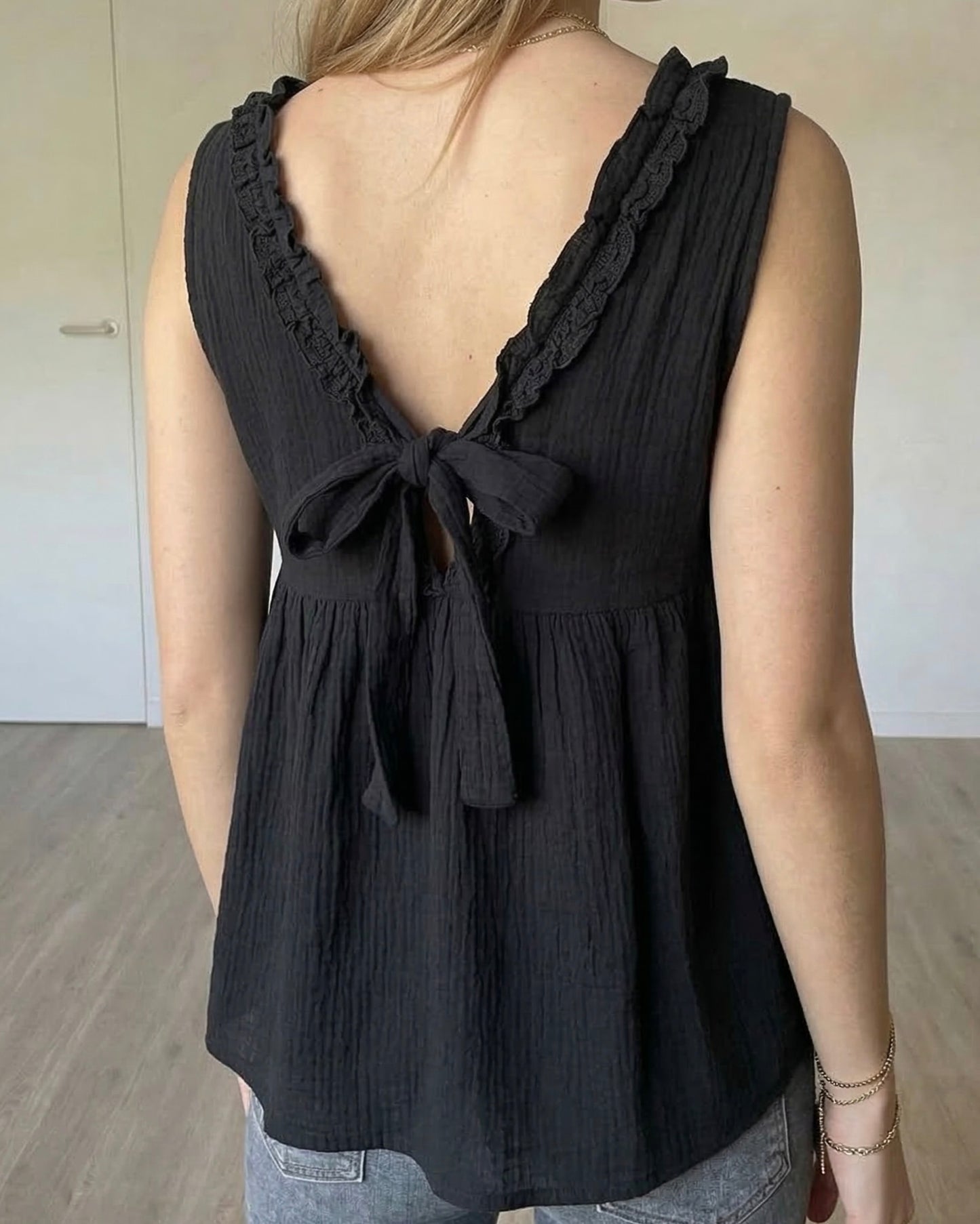 Top Mila noir
